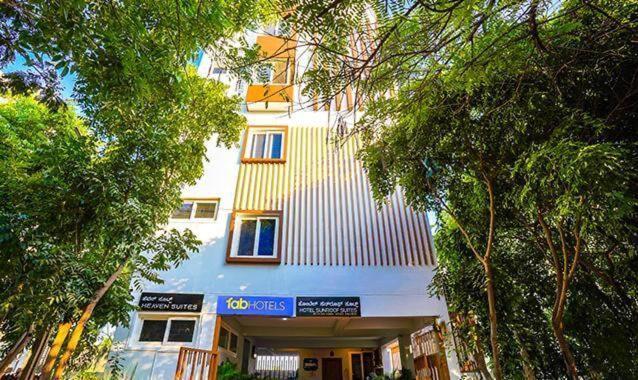 Hotel Sunroof Suites Bangalore Exteriör bild