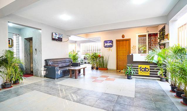 Hotel Sunroof Suites Bangalore Exteriör bild